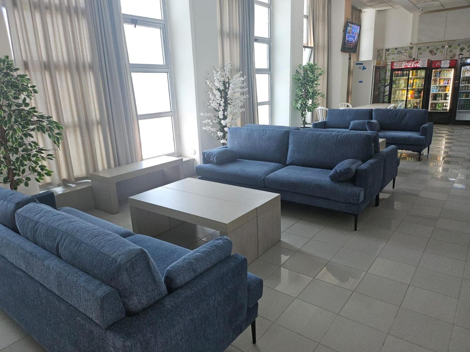 Eilat Octopus Apartment - אילת אוקטופוס -שני חדרים וסלון, בריכה בקיץ Eksteriør bilde